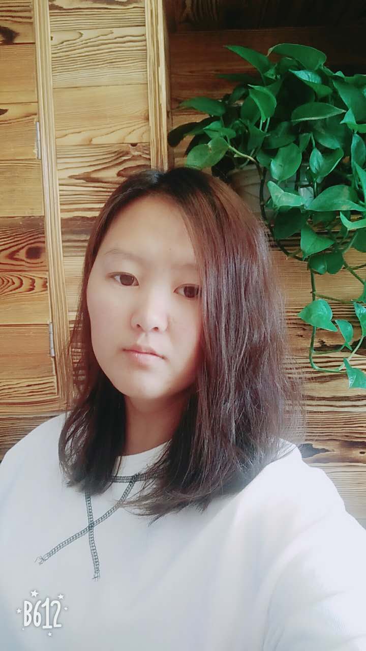 北京裝修設計師梁藝偉